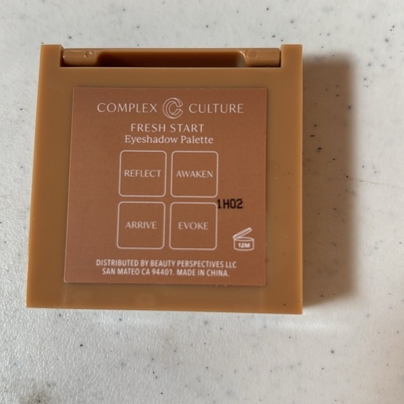 Complex Culture Fresh Start Eyeshadow Palette New - Picture 3 of 4